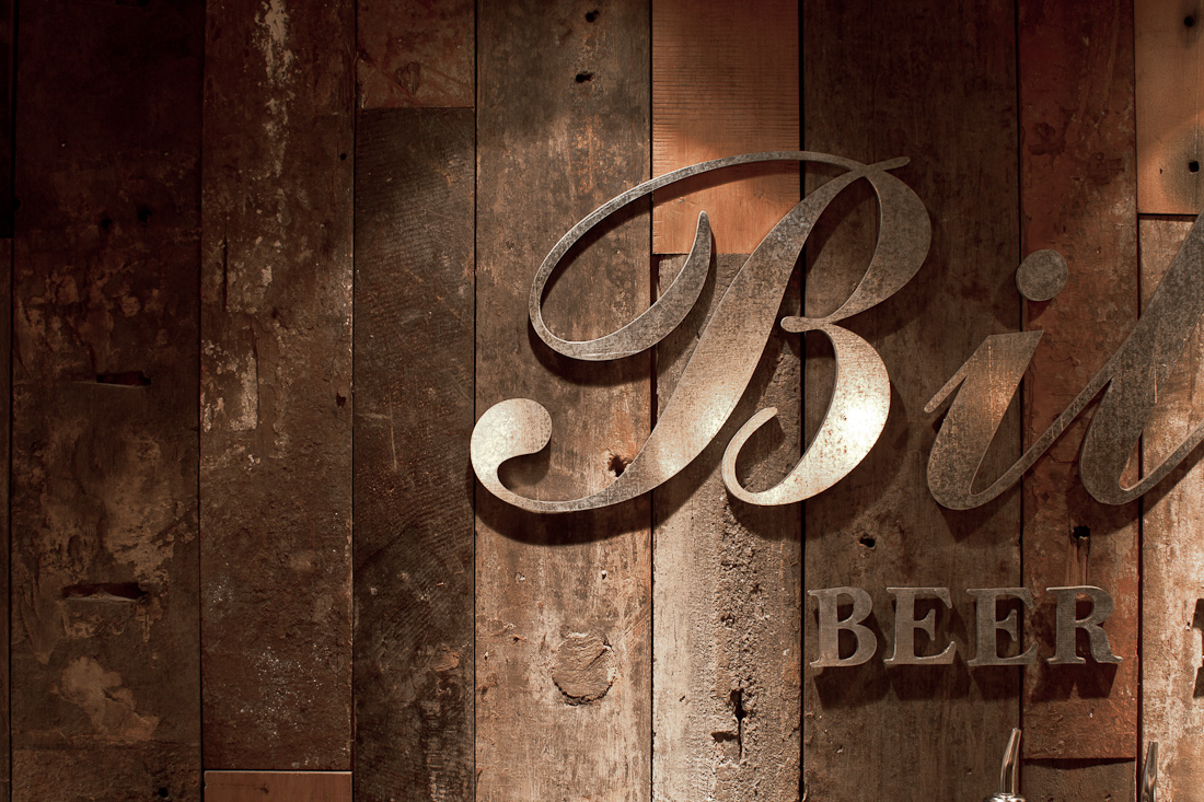 lui design / billidart bar
