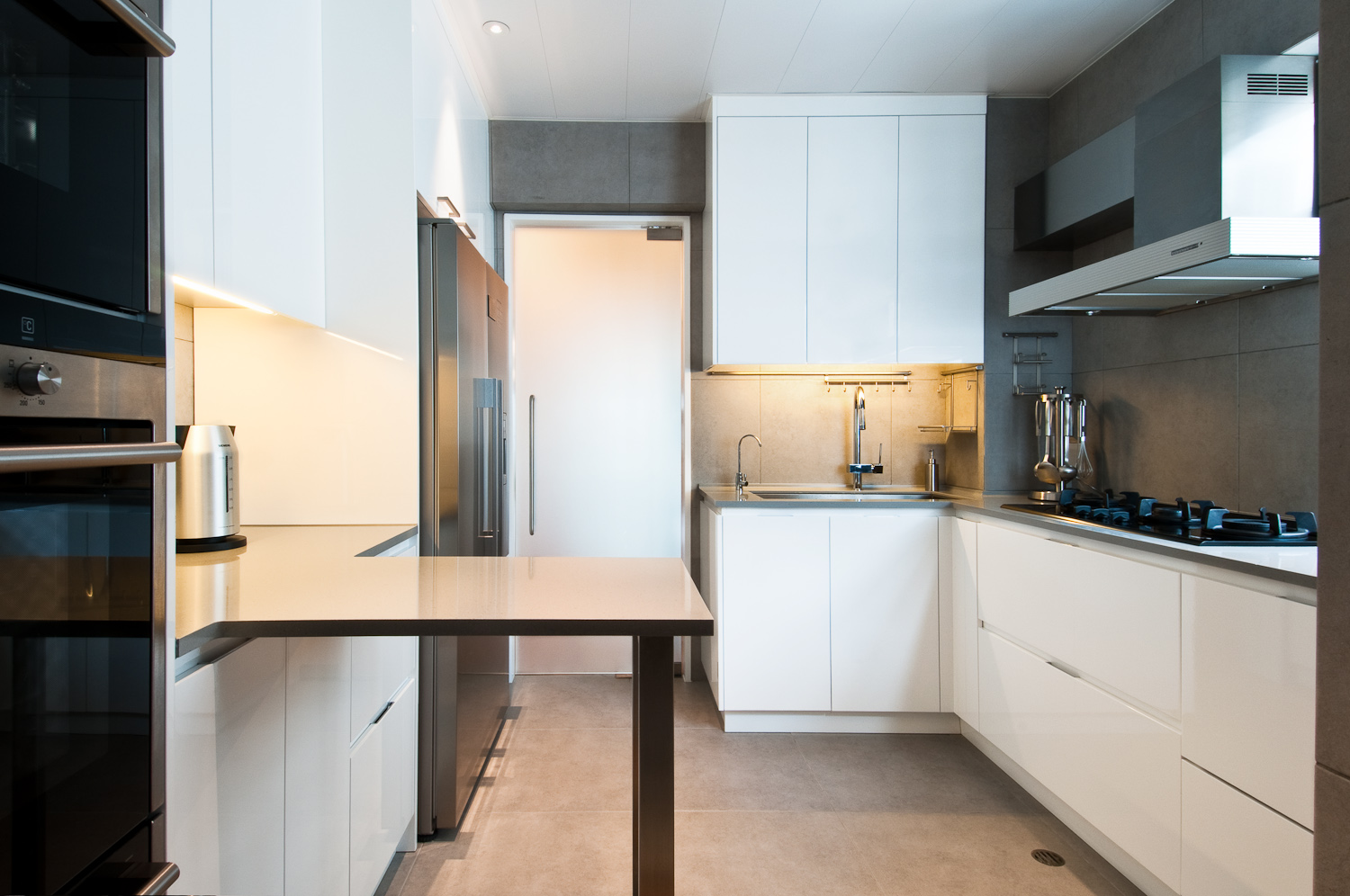 lui design associates interior designers hong kong condo apartment suite wood modern living clean simple wood lighting interior villa china hotel