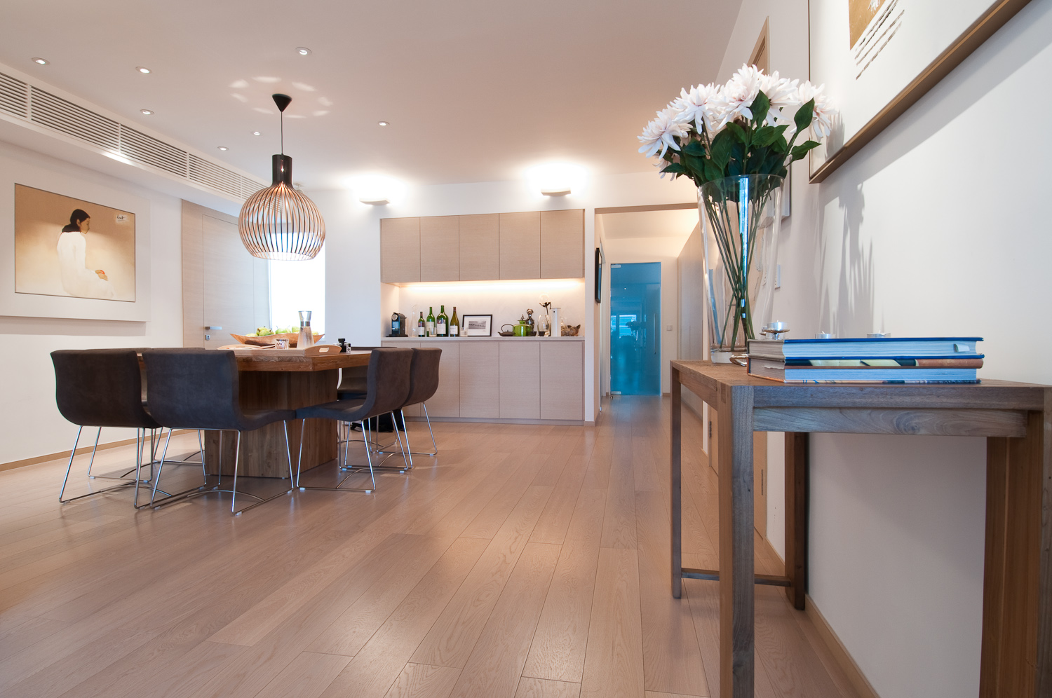 lui design associates interior designers hong kong condo apartment suite wood modern living clean simple wood lighting interior villa china hotel  living room dining room table recycle stand