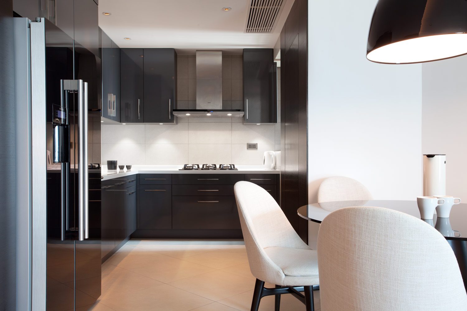 lui design associates residential interior modern apartment minimal hong kong china kitchen
