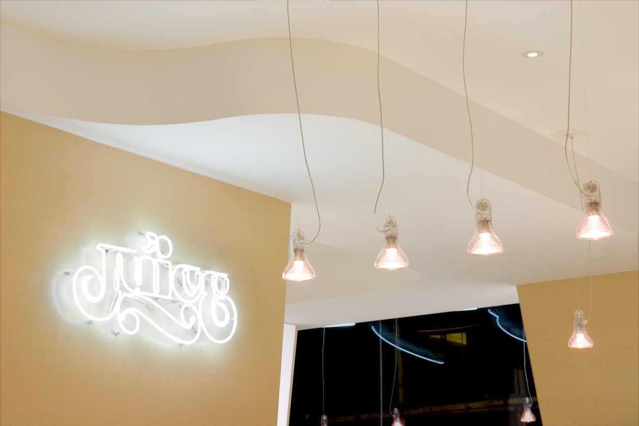 lui design / juice hk