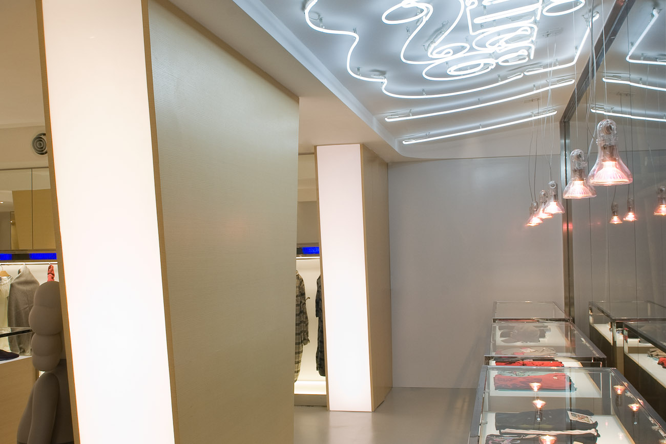 lui design / juice hk