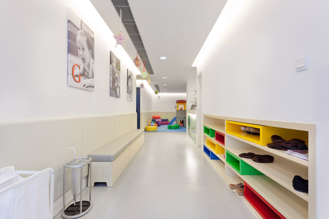 lui design and associates designers interior school kids education modern minimal white architecture hong kong china central kindergarden wood